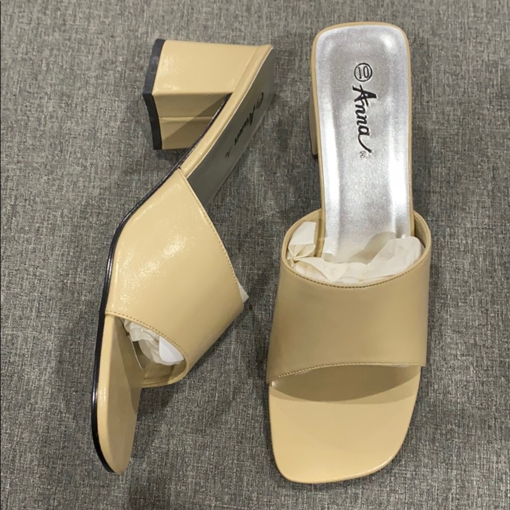 Women’s slip on heels